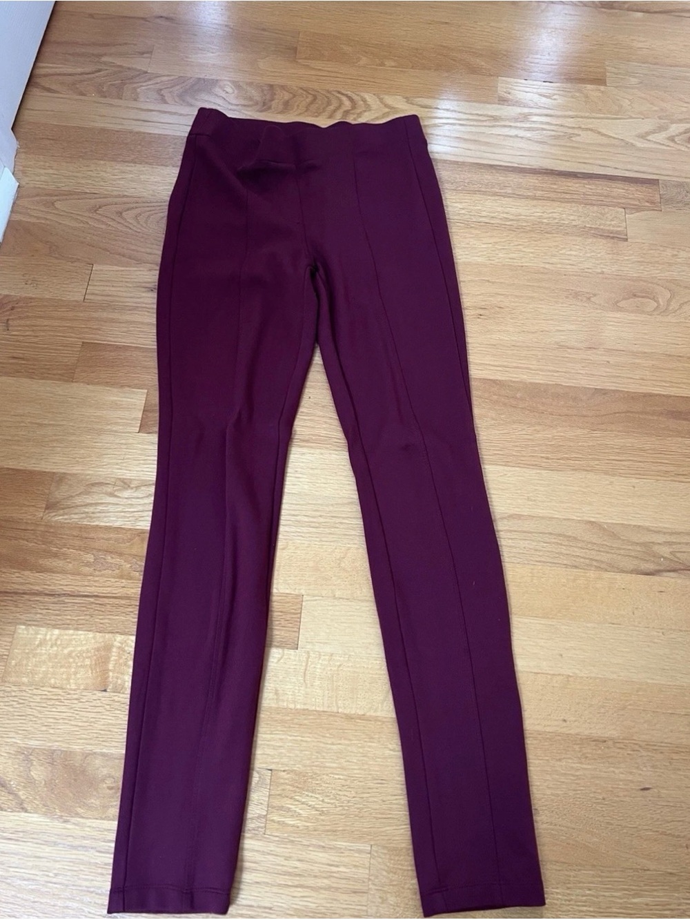 Style & Co. Women’s Burgundy Straight Leg Skinny Stretch Pant Size Small